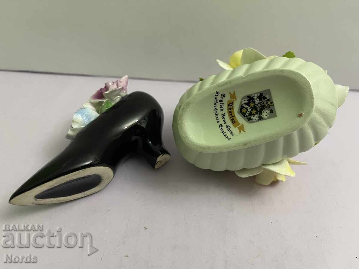 Auction Porcelain flowers Auction Porcelain flowers