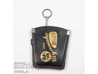 Κάθε μπρελόκ με ανοιχτήρι Σουμένσκο πivo σοσιαλιστικό