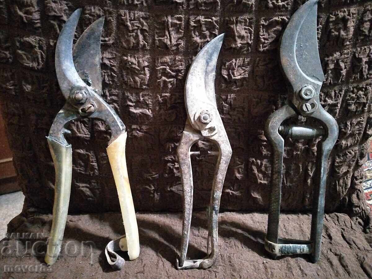 Παλιά αμπελουργικά ψαλίδια. 5 τεμάχια με τιμή 23.20 BGN | € 11.86 Παλιά αμπελουργικά ψαλίδια. 5 τεμάχια με τιμή 23.20 BGN | € 11.86