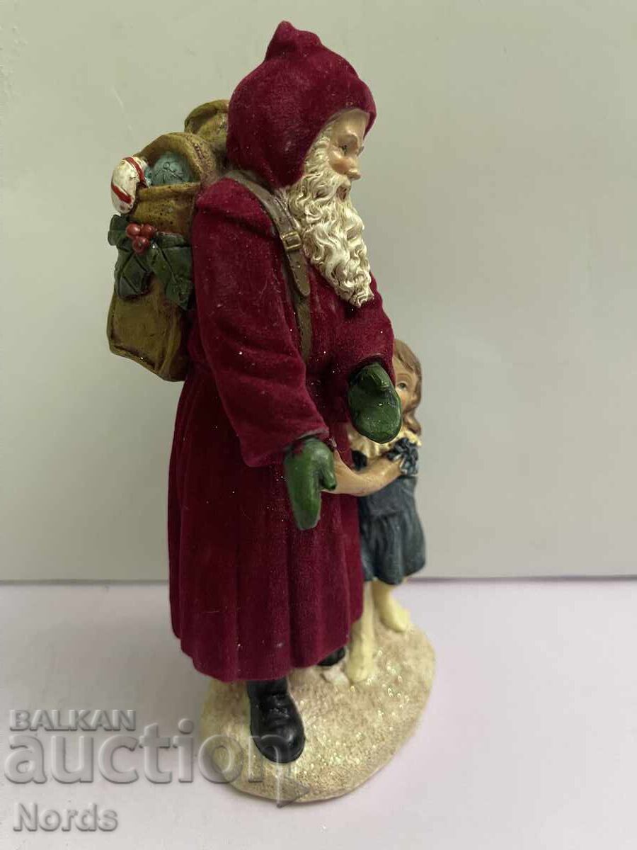 Коледна фигурка Дядо Коледа с цена 5.75 лв. | € 2.94