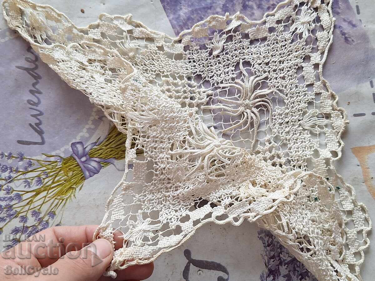 ✅ HANDMADE KNITWEAR/LACE/SQUARE❗ with price 1.51 BGN | € 0.77