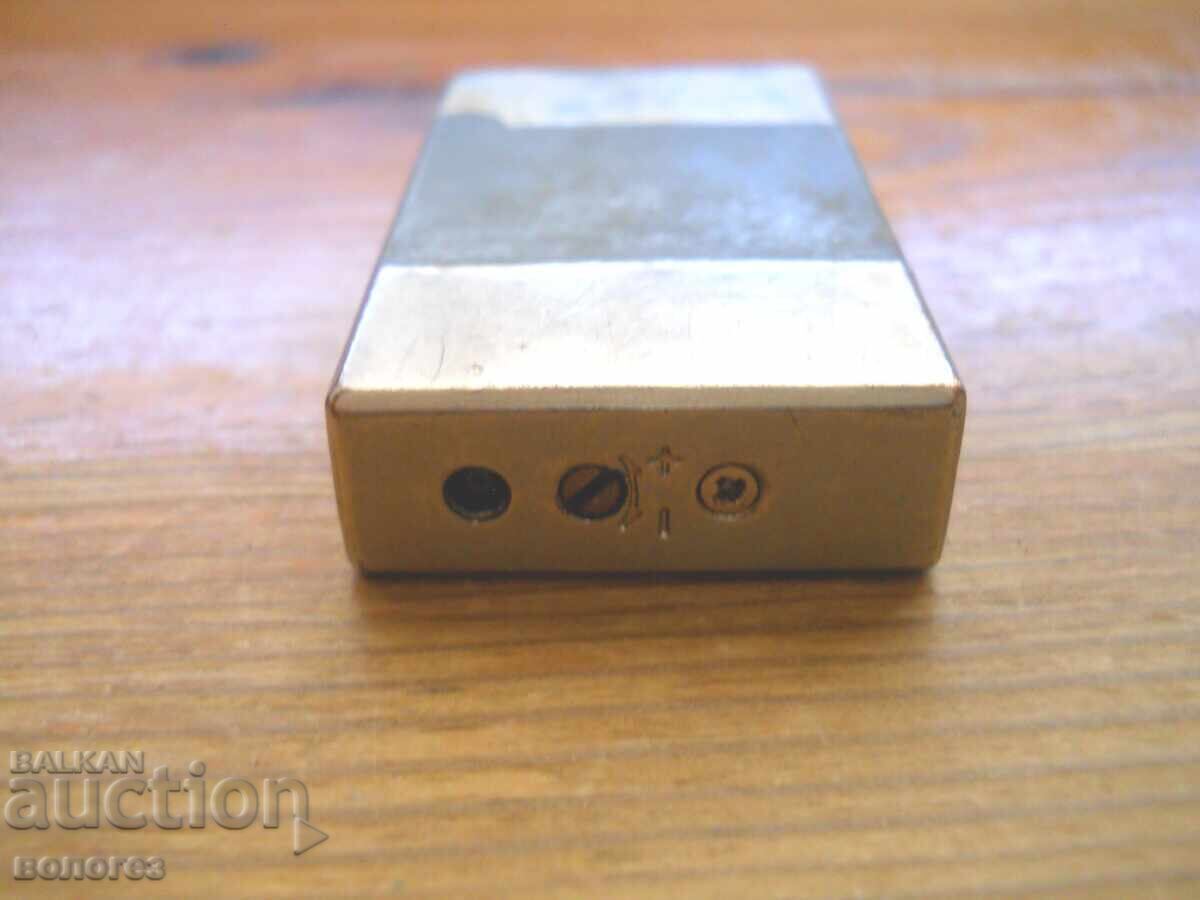Gas lighter with price 5.00 BGN | € 2.56