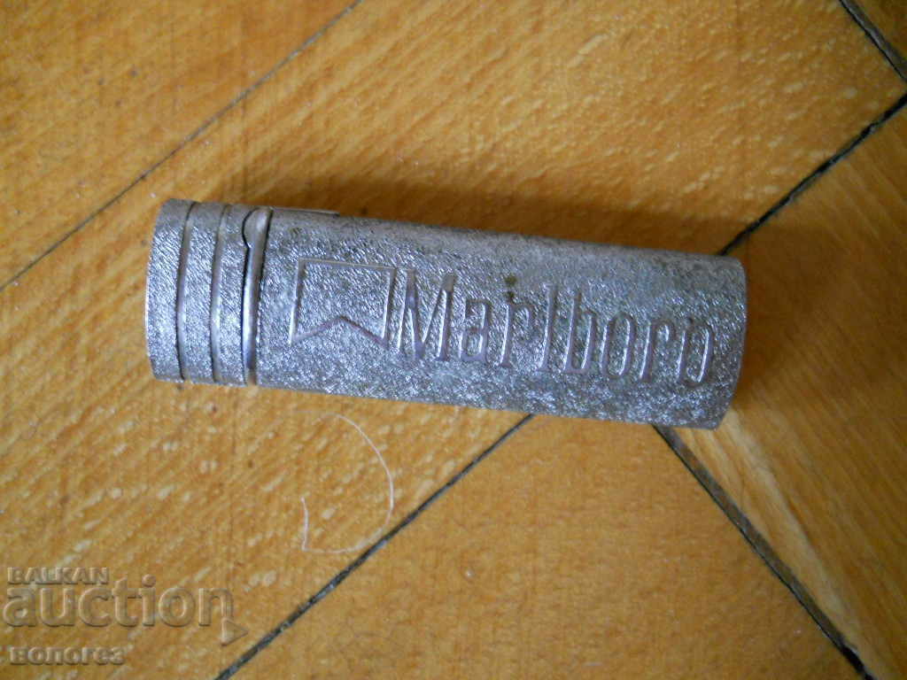 Marlboro gas lighter