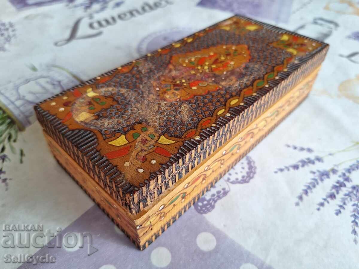 Δημοπρασία ✅ΖΩΓΡΑΦΙΣΜΕΝΟ ΞΥΛΙΝΟ ΚΟΥΤΙ ΓΙΑ ΚΟΣΜΗΜΑΤΑ ❗ Δημοπρασία ✅ΖΩΓΡΑΦΙΣΜΕΝΟ ΞΥΛΙΝΟ ΚΟΥΤΙ ΓΙΑ ΚΟΣΜΗΜΑΤΑ ❗