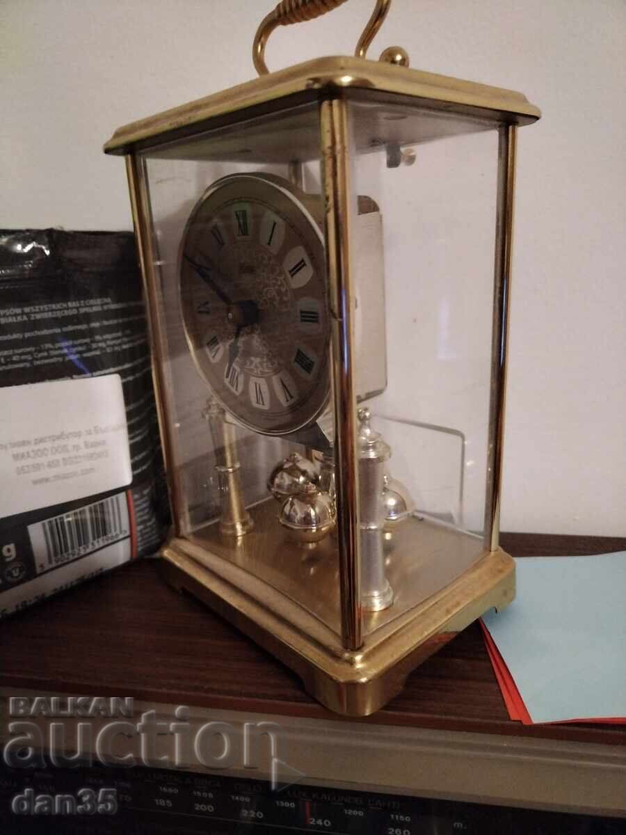 DESK CLOCK with price 0.01 BGN | € 0.01