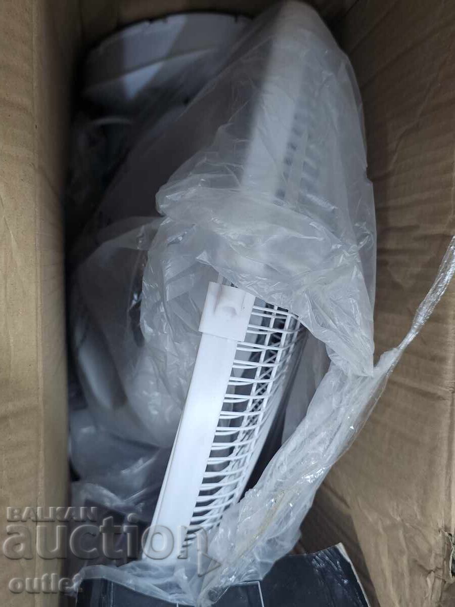 Taurus Fan with price 17.00 BGN | € 8.69