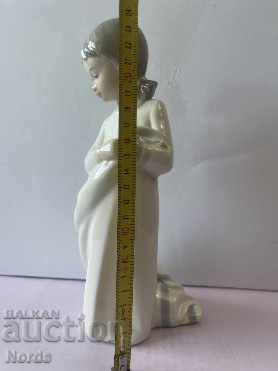 ΝΑΟ πορσελάνινο ειδώλιο - 6 ΝΑΟ πορσελάνινο ειδώλιο - 6