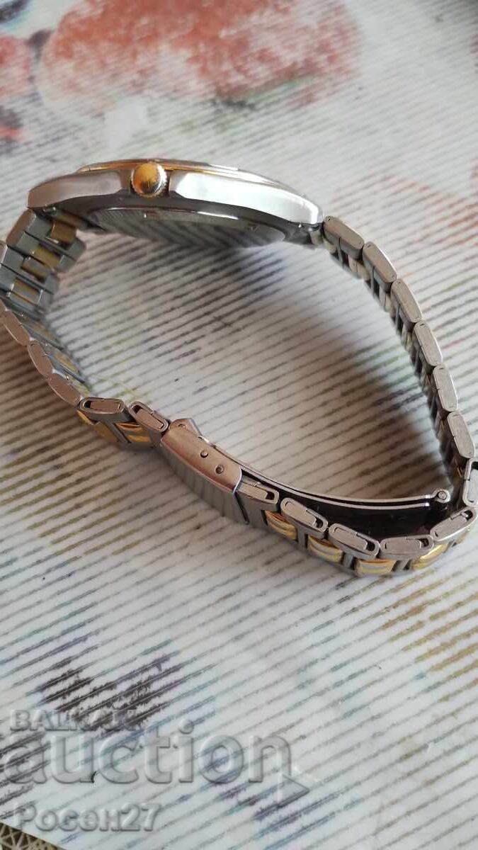 Delivery of Citizen quartz watch