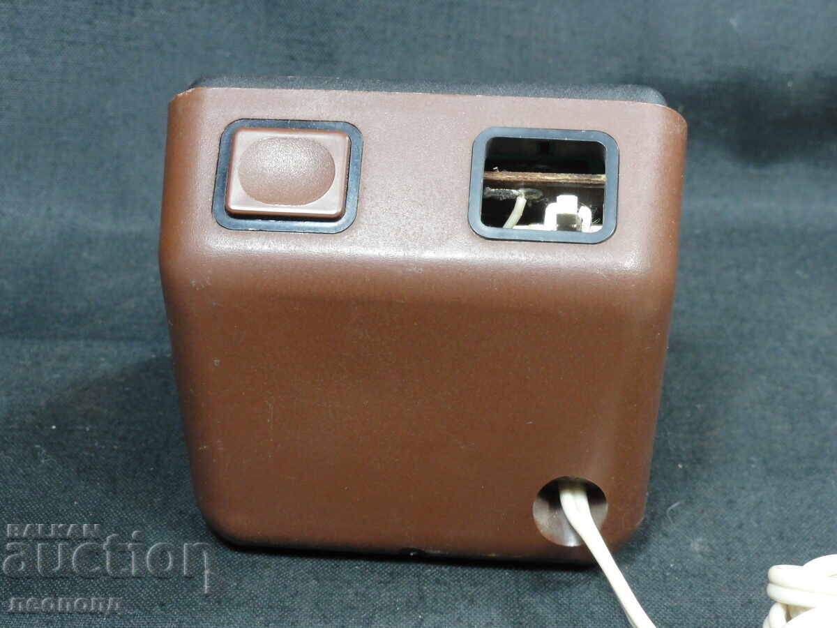 Delivery of BZTS STAR RETRO SOCIALIST USSR ELECTRIC LED CLOCK ALARM CLOCK