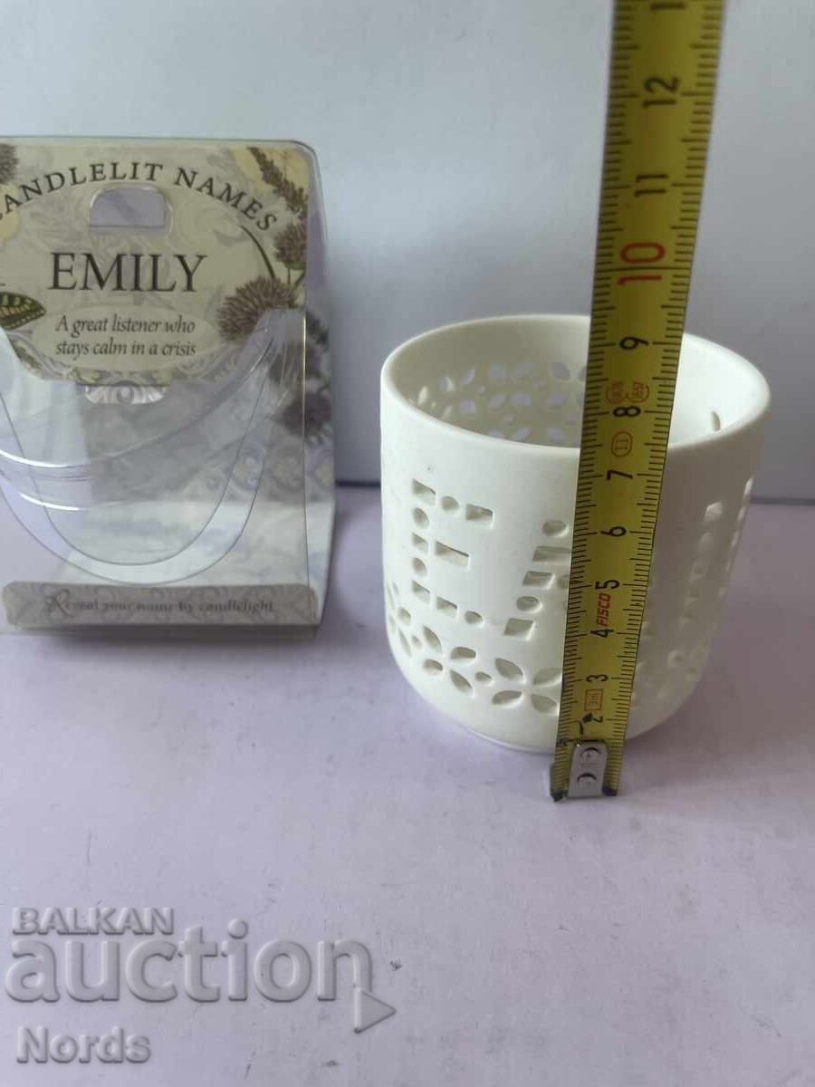 Доставка на Порцеланов свещник с име Доставка на Порцеланов свещник с име