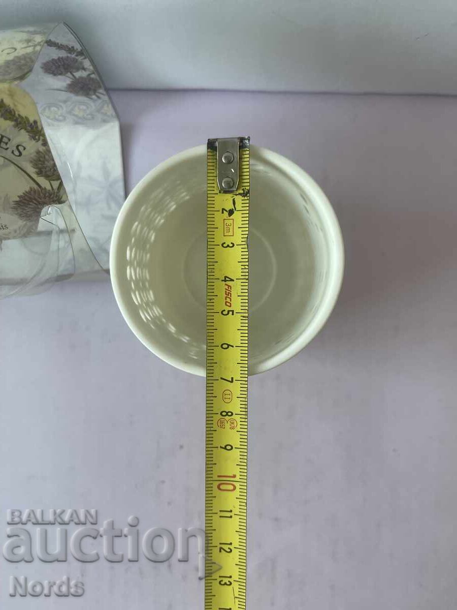 Порцеланов свещник с име - 5 Порцеланов свещник с име - 5