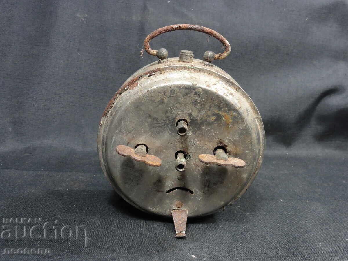 Delivery of BZT STAR RETRO SOCIALIST NRB MECHANICAL WATCH ALARM CLOCK RODINA