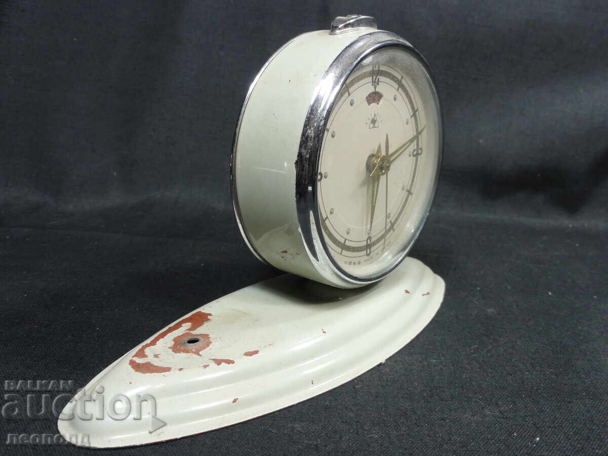 Auction  BZTs STAR Retro Soviet Mechanical Clock Alarm CHINA