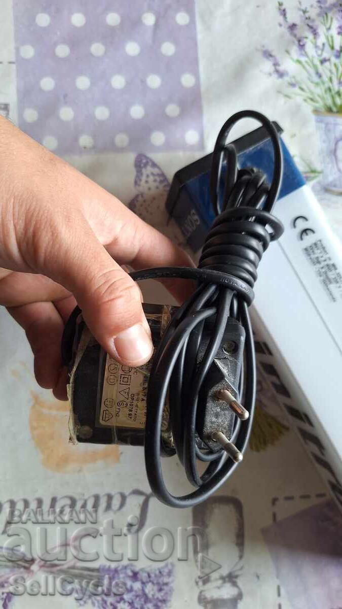 Δημοπρασία ✅ΛΑΜΠΑ - SONY TRINITRON ❗