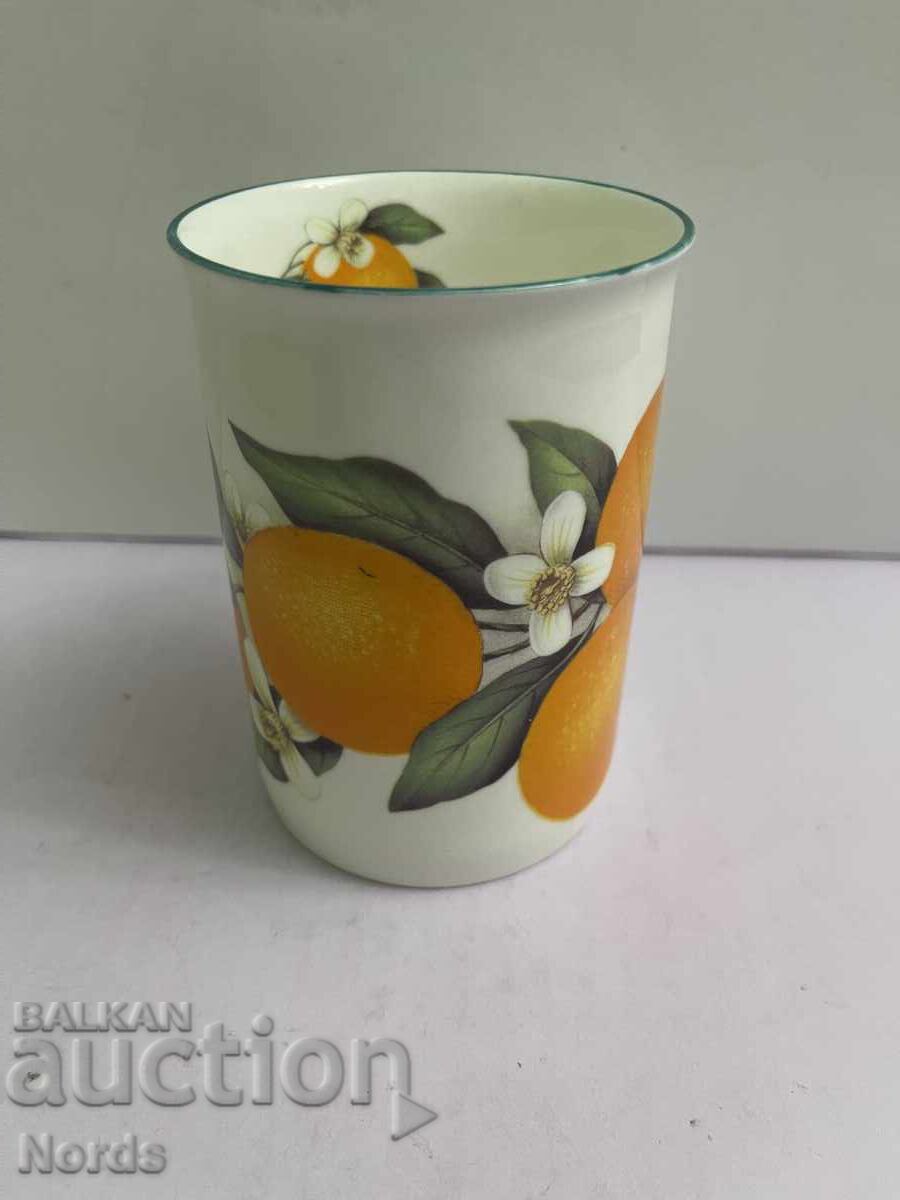 Порцеланова чаша Мъг с цена 7.20 лв. | € 3.68 Порцеланова чаша Мъг с цена 7.20 лв. | € 3.68