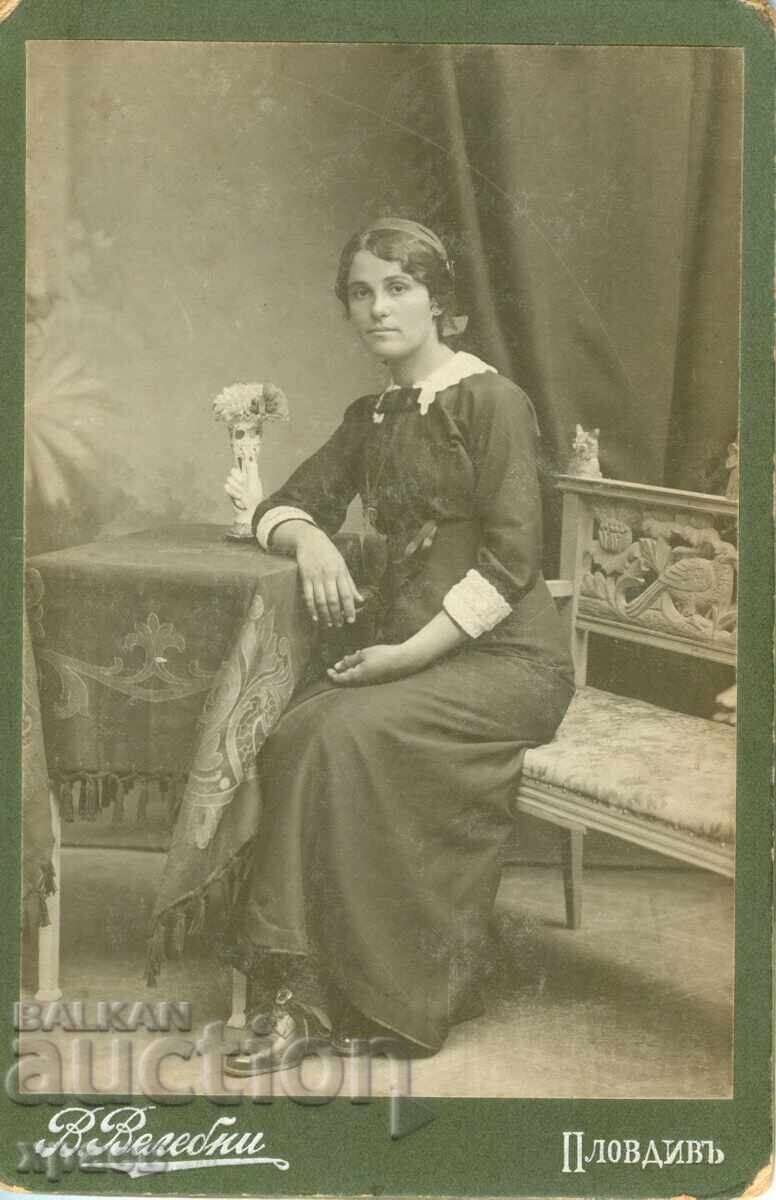 СТАРА ФОТОГРАФИЯ - КАРТОН - В.ВАЛЕБНИ - ПЛОВДИВ - 1657