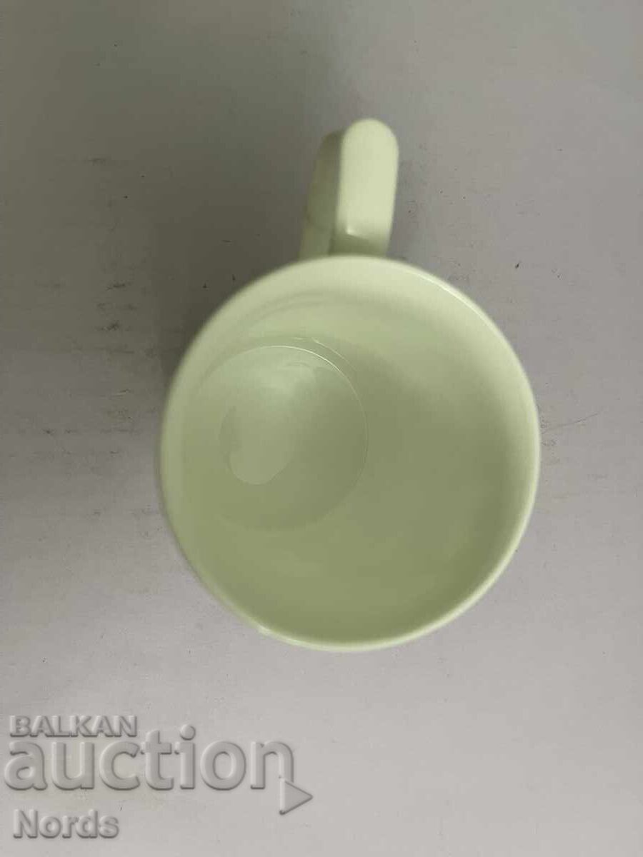 Παράδοση Χριστουγεννιάτικη κούπα Mug Staffordshire Παράδοση Χριστουγεννιάτικη κούπα Mug Staffordshire