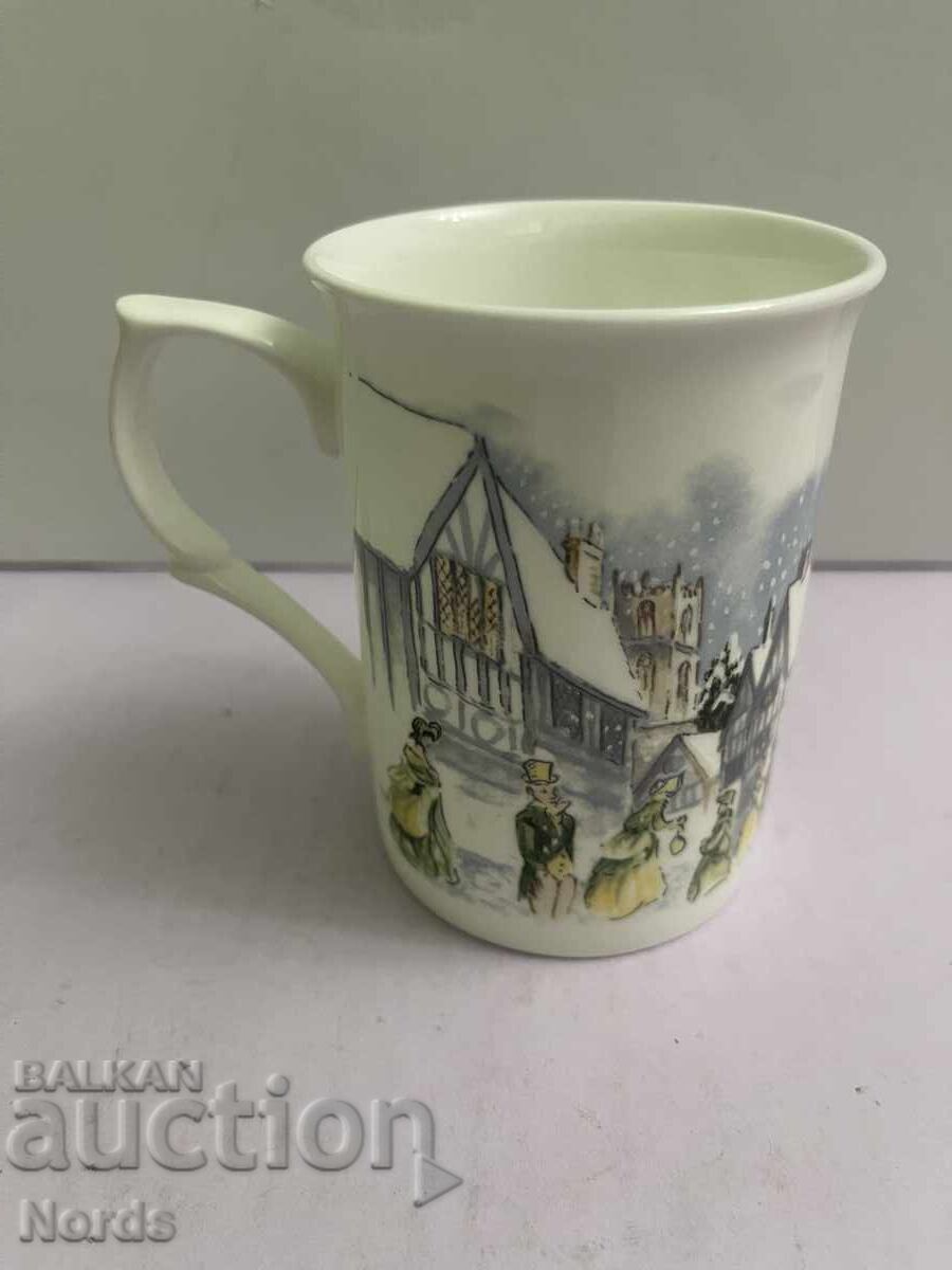 Аукцион Коледна чаша Мъг Staffordshire Аукцион Коледна чаша Мъг Staffordshire
