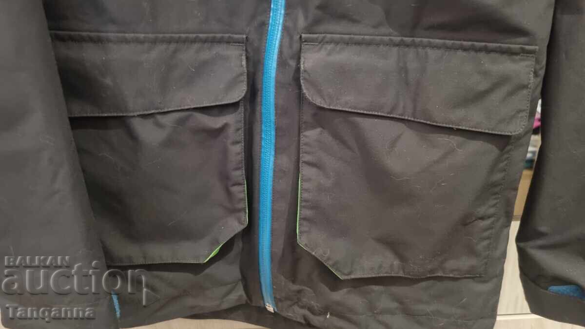 Delivery of Children's sports jacket