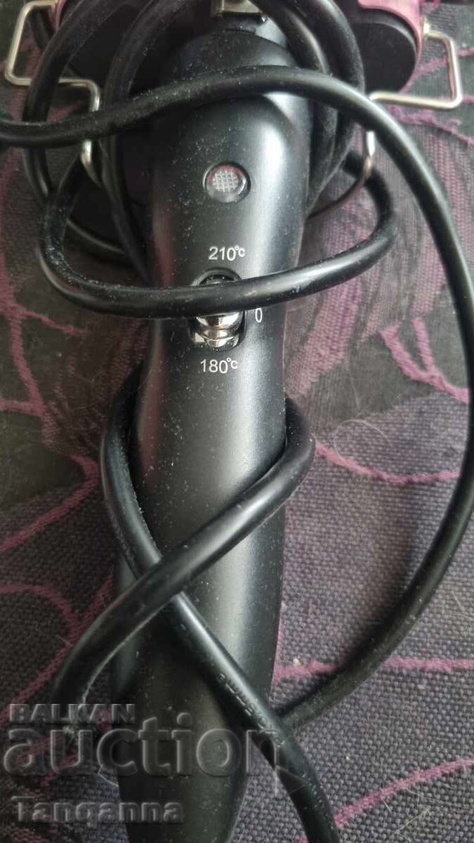 Πρέσα για βάφλες με τιμή 17.00 BGN | € 8.69