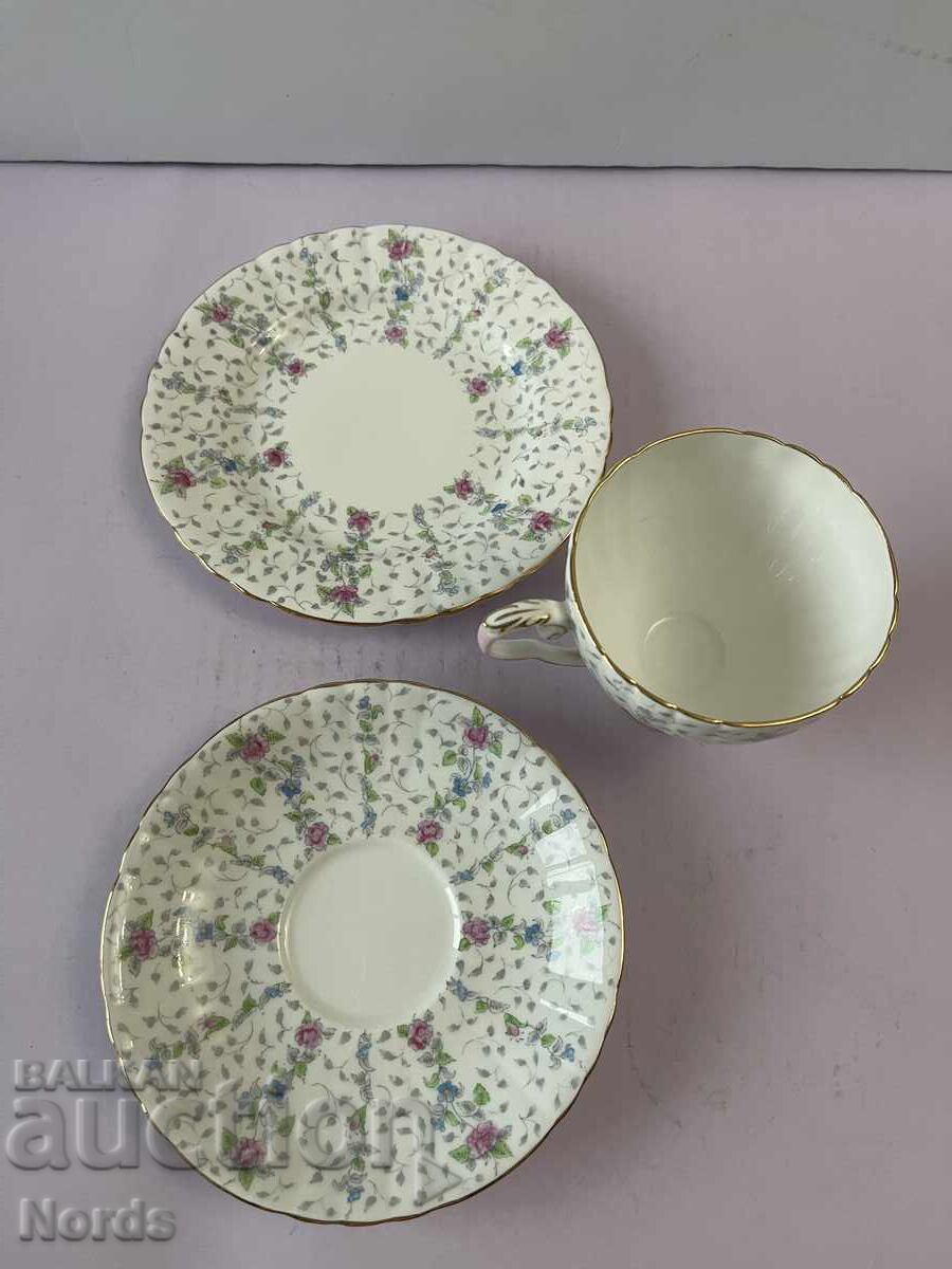 Auction English triple tea set Auction English triple tea set
