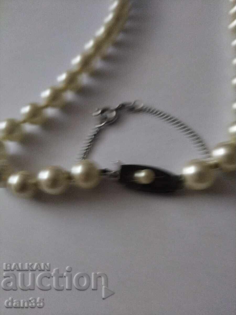 Auction  OLD NECKLACE