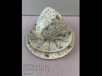 Αγγλικό τριπλό σετ τσαγιού