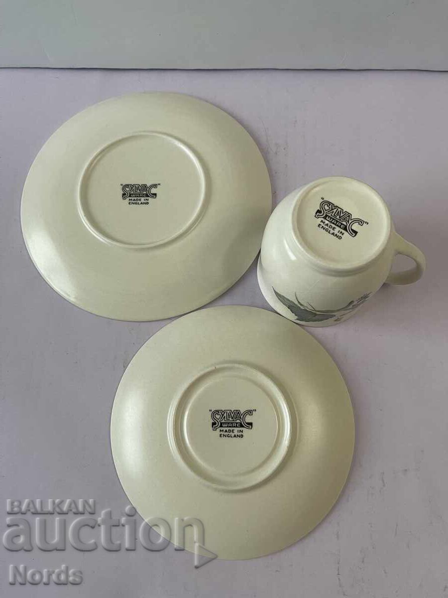 Delivery of English triple tea set Delivery of English triple tea set