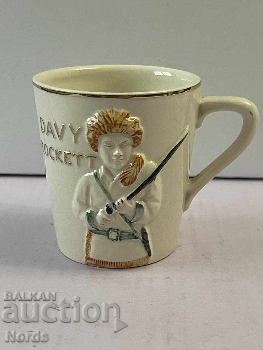 Порцеланова чаша Мъг Порцеланова чаша Мъг