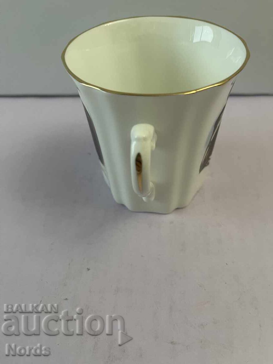 Auction  English porcelain cup Mug