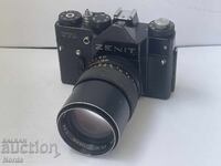 Руски фотоапарат с обектив