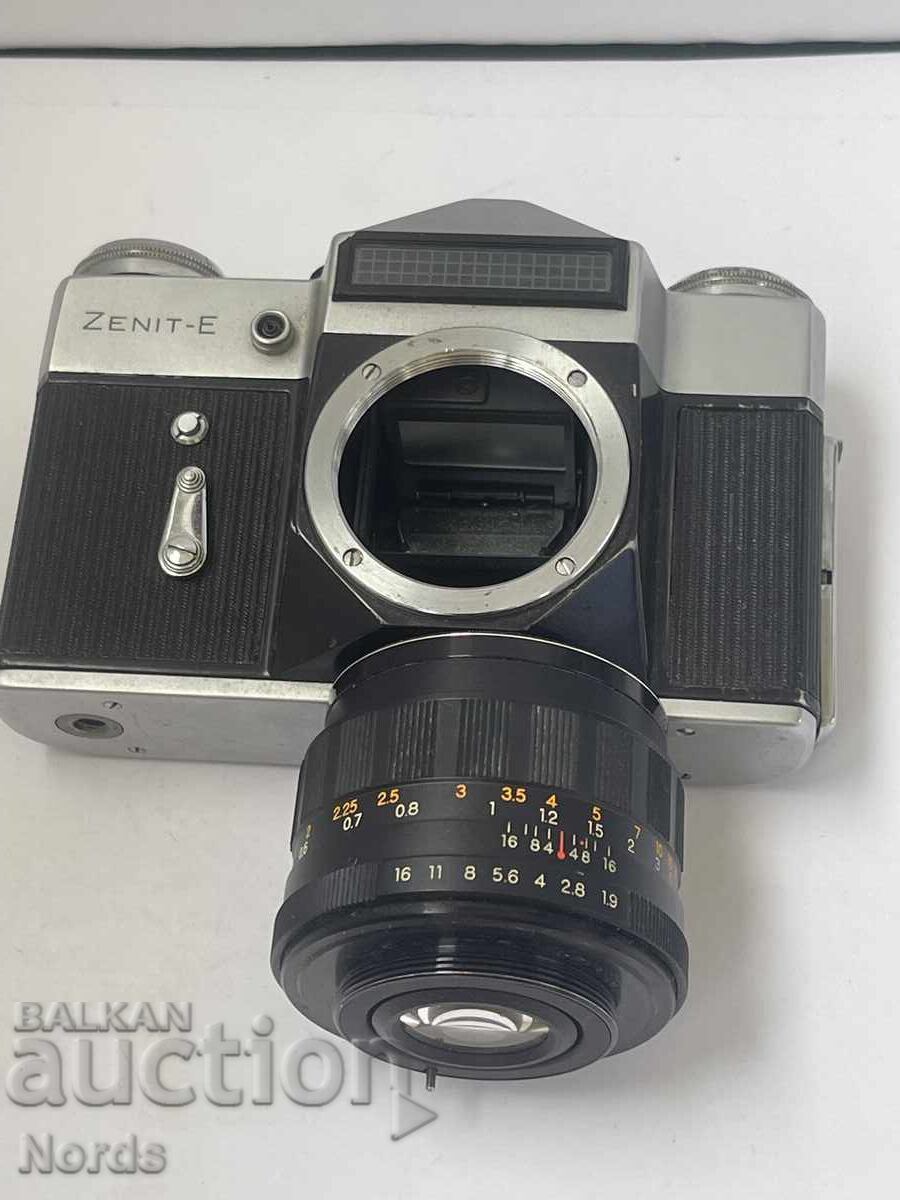 Aparat foto rusesc cu obiectiv - 5 Aparat foto rusesc cu obiectiv - 5