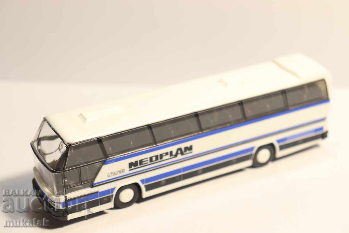 RIETZE 1:87 H0 NEOPLAN BUS MODEL CAR - 5 RIETZE 1:87 H0 NEOPLAN BUS MODEL CAR - 5