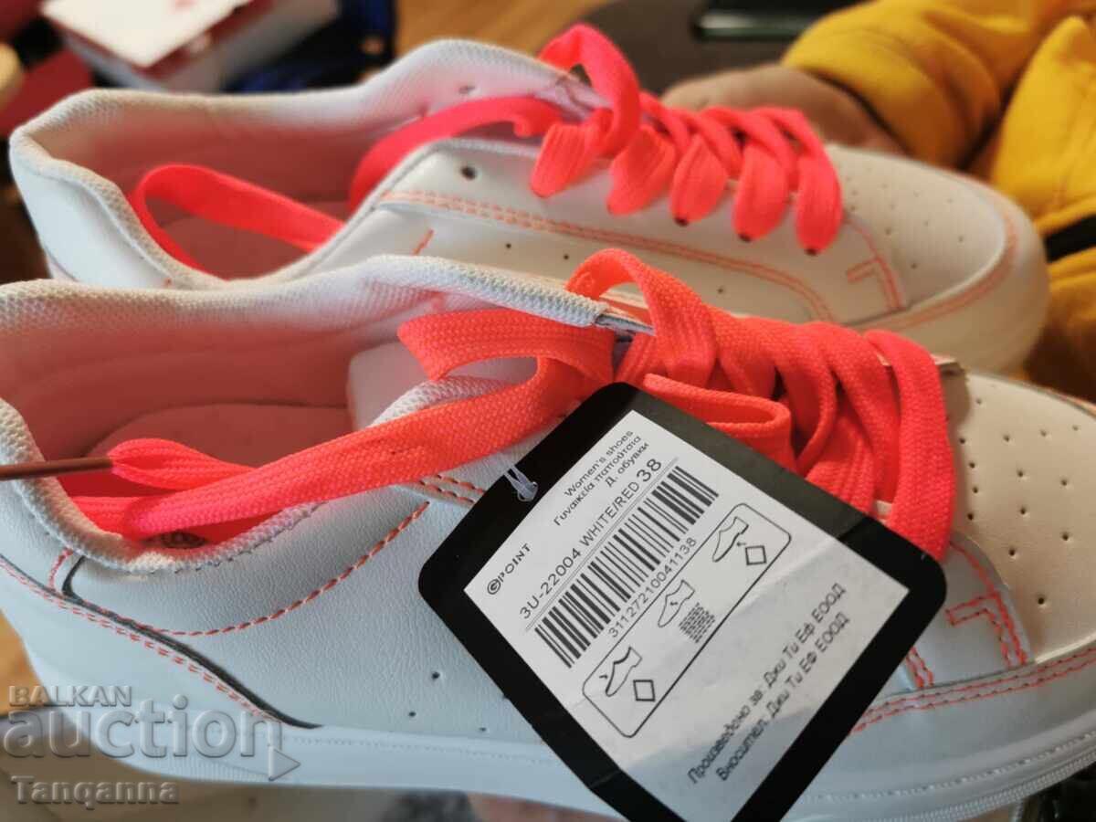 Pantofi sport noi, mărimea 38 Pantofi sport noi, mărimea 38