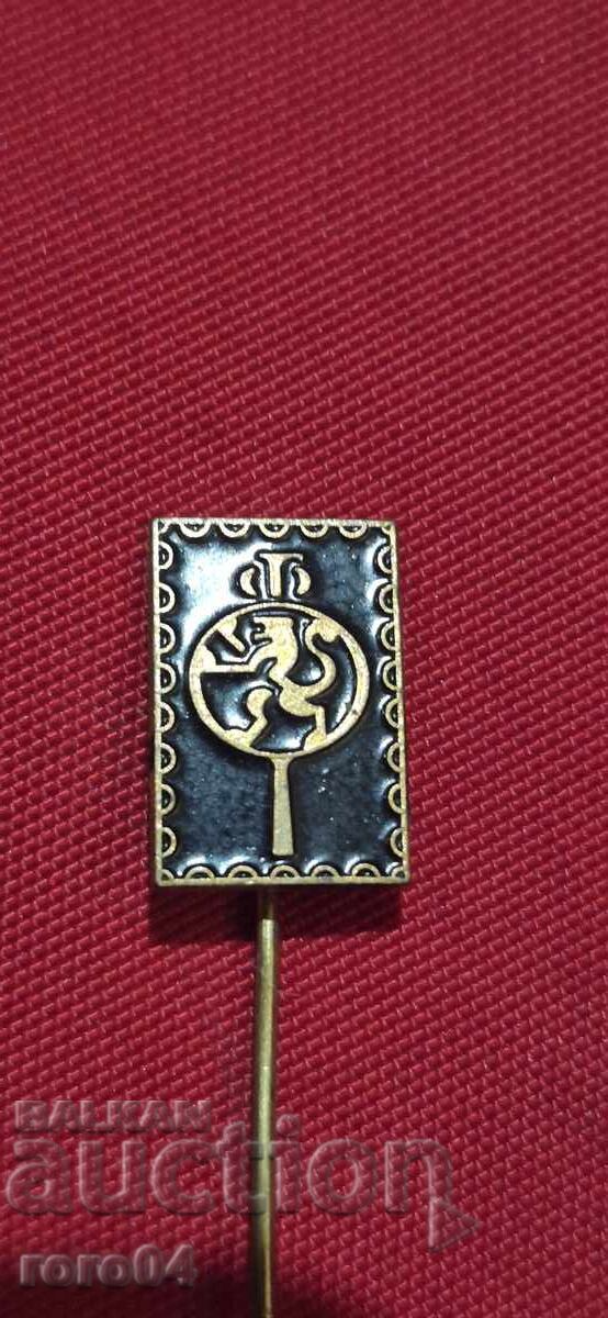 LEUȚ cu preț € 2.77 | 5.42 BGN