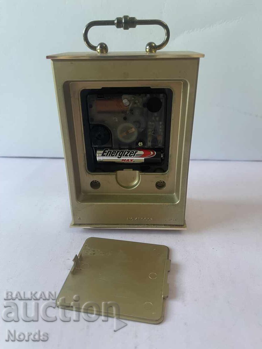 Delivery of Japanese metal watch Delivery of Japanese metal watch