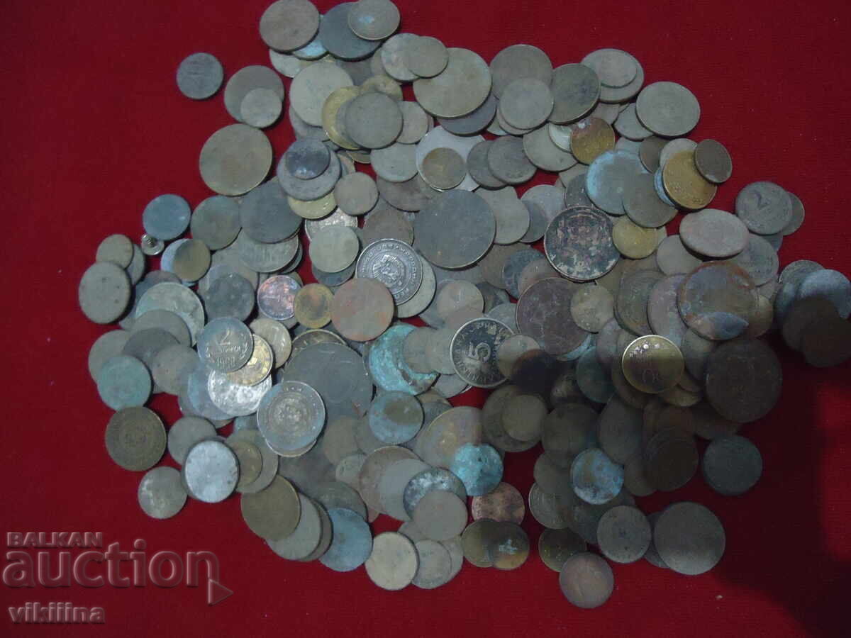 Over 250 bad coins with price 12.55 BGN | € 6.42 Over 250 bad coins with price 12.55 BGN | € 6.42