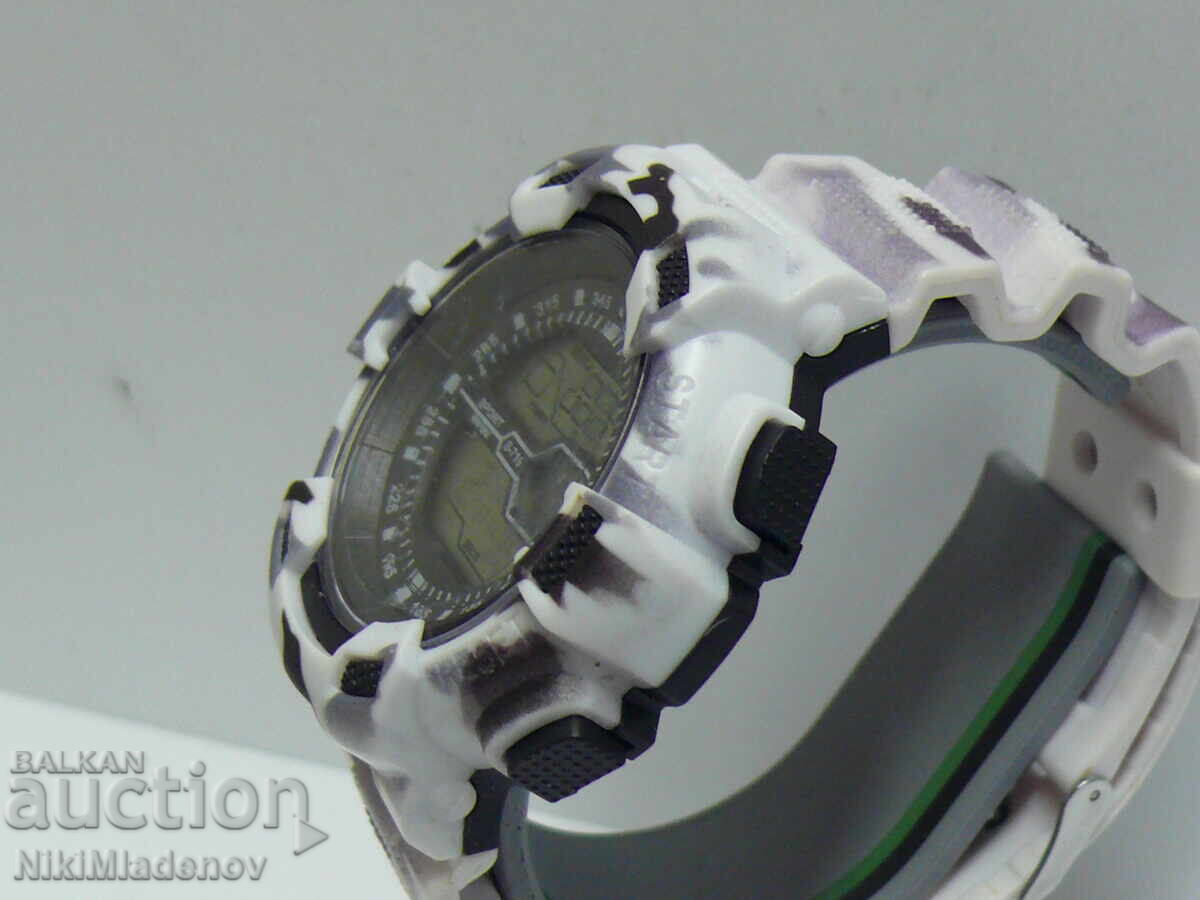 Аукцион Мъжки Дигитален ръчен часовник, Работещ