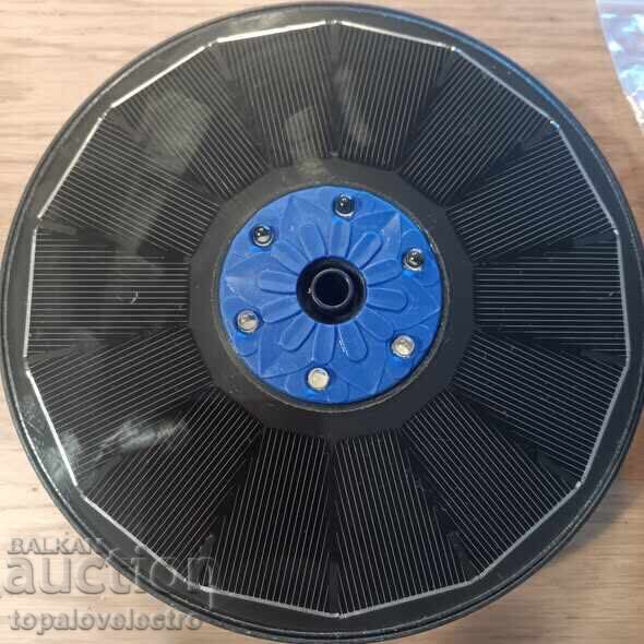 Delivery of Solar Fountain 3.5W, LED Lighting, 2200 mAh Battery, 7 Nozzles