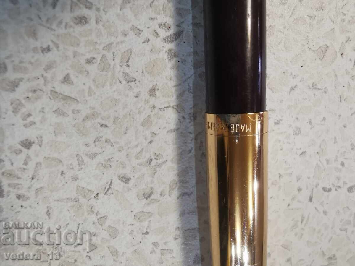 PEN with price 10.00 BGN | € 5.11