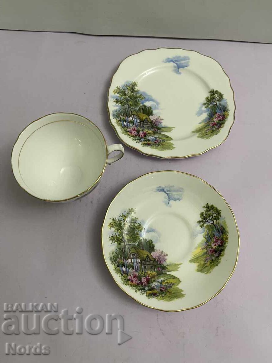 Auction  Royal Vale English Triple Set