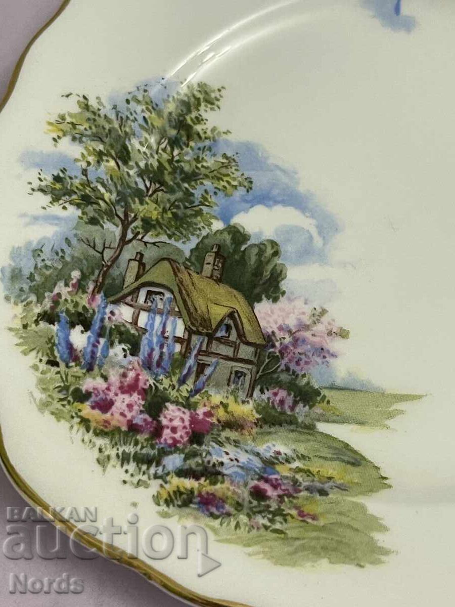 Доставка на Royal Vale английски троен сет Доставка на Royal Vale английски троен сет