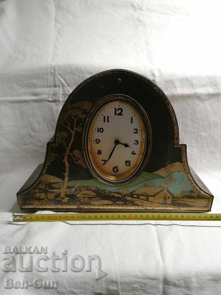 Mechanical Desk Clock