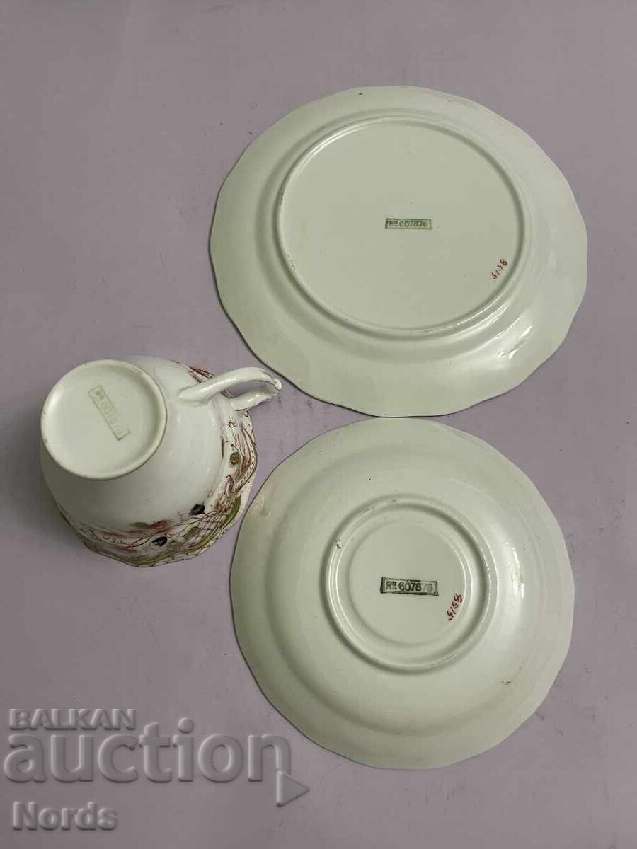 Delivery of Vintage English Triple Tea Set