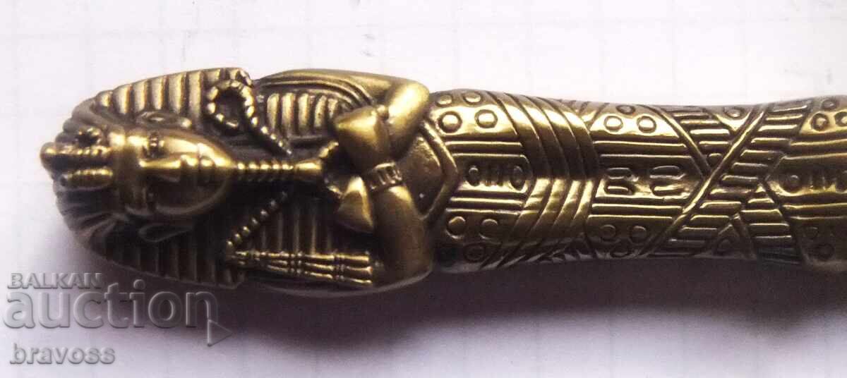 Metal souvenir pen with price 0.01 BGN | € 0.01 Metal souvenir pen with price 0.01 BGN | € 0.01