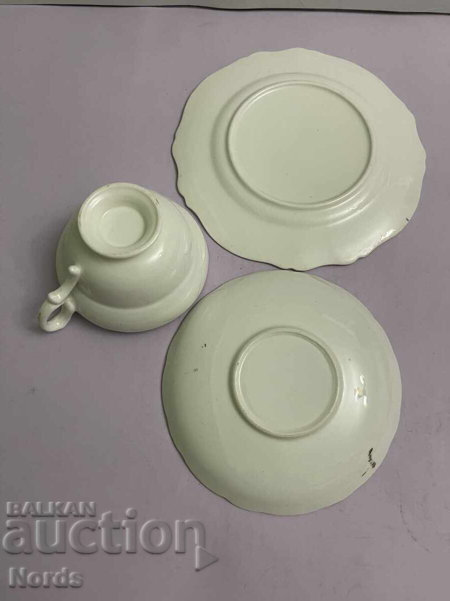 Доставка на Винтидж английски троен сет за чай Доставка на Винтидж английски троен сет за чай