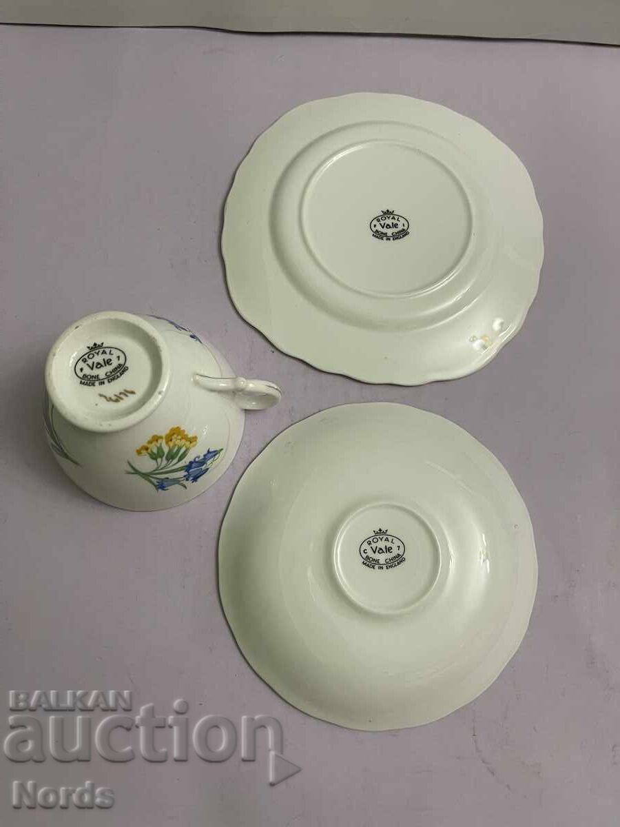 Доставка на Royal Vale английски троен сет за чай Доставка на Royal Vale английски троен сет за чай