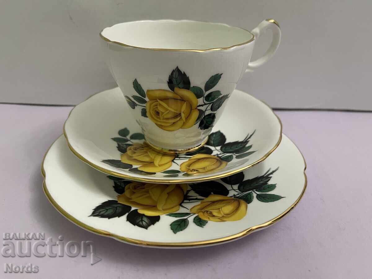 Английски троен сет за чай Английски троен сет за чай