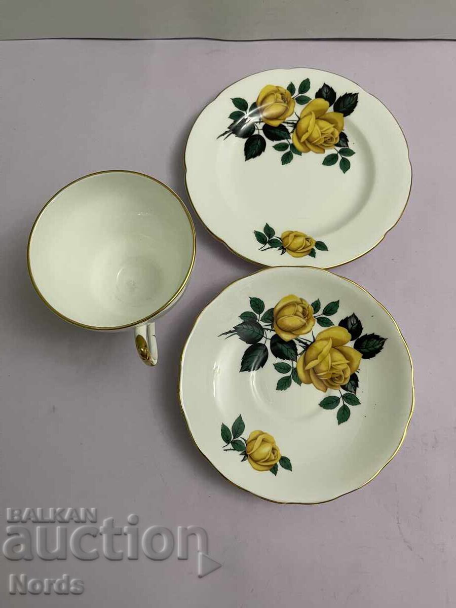 Аукцион Английски троен сет за чай Аукцион Английски троен сет за чай