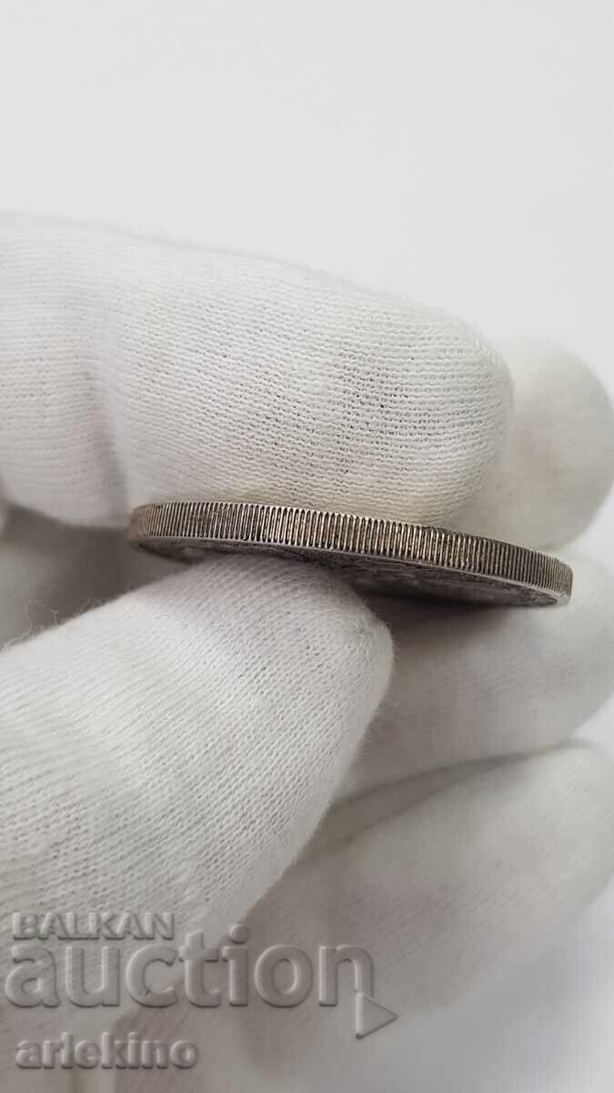 Livrarea Monedă de argint rară Statele Africane 500 franci 1972